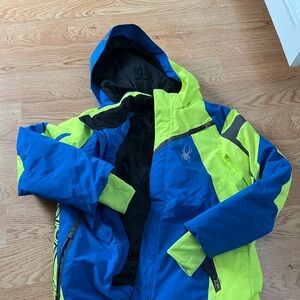 SPYDER boys ski coat. Size 12. Great condition!